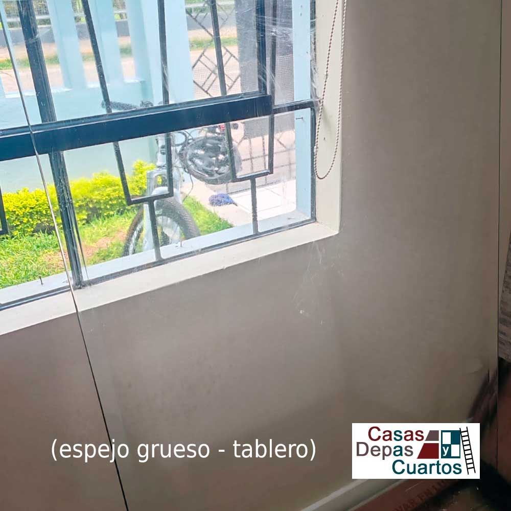 Juego de comedor en venta en San Miguel 8 de 10 - Tablero Espejo